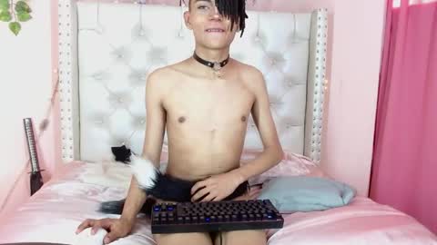 Snapshot of romeo_laurient chatting on April 2026 08:09:02 PM ROMEO online show from April 2026 08:09:02 PM