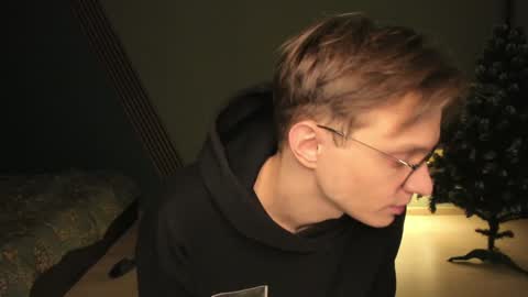 Romeo online show from December 2024 11:22:01 PM