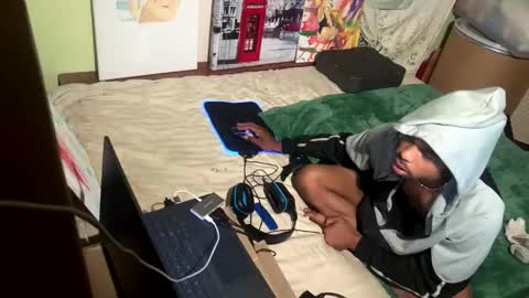 romeotyn online show from February 2025 07:33:02 AM