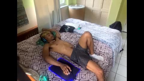 romeotyn online show from March 2025 11:03:02 PM