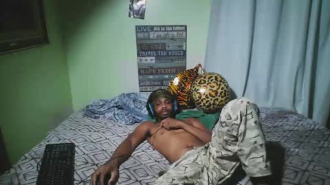 romeotyn online show from September 2025 11:08:01 PM