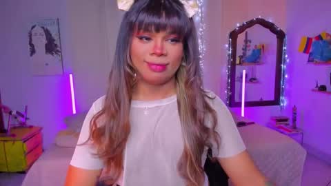 Romi Rouse online show from October 2025 04:09:02 AM