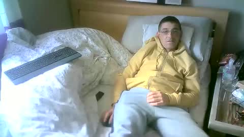 Snapshot of romson998181 chatting on October 2025 02:56:02 PM romson998181 online show from October 2025 02:56:02 PM