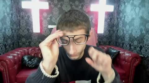 Snapshot of ronbevs chatting on April 2026 06:44:02 AM ronbevs online show from April 2026 06:44:02 AM