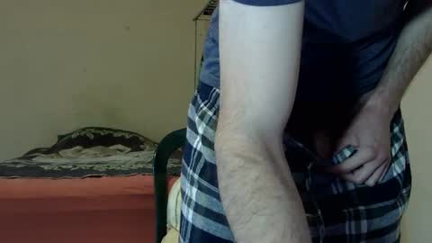 Snapshot of ronniemaster chatting on January 2025 11:40:02 PM ronniemaster online show from January 2025 11:40:02 PM