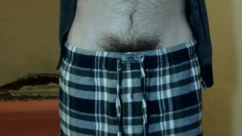 Snapshot of ronniemaster chatting on January 2025 04:58:01 AM ronniemaster online show from January 2025 04:58:01 AM