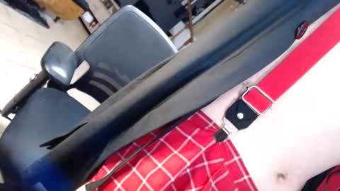 herreraisa offical online show from February 2025 09:59:02 AM