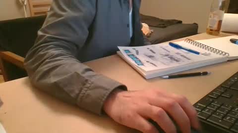 Snapshot of roridory_100 chatting on February 2026 07:03:02 PM roridory_100 online show from February 2026 07:03:02 PM