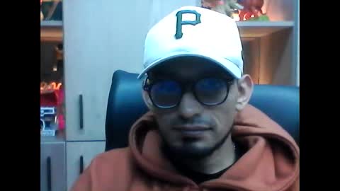 roroavila online show from December 2025 05:35:02 AM