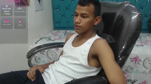 Snapshot of rory_castro chatting on September 2025 10:42:01 PM RORY CASTRO online show from September 2025 10:42:01 PM
