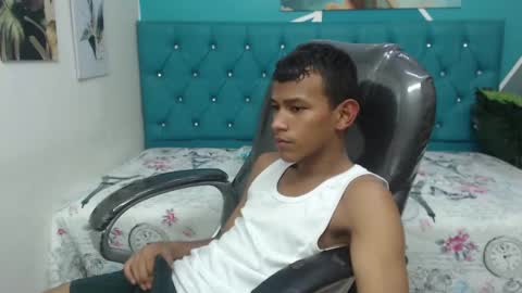 Snapshot of rory_castro chatting on September 2025 11:31:02 PM RORY CASTRO online show from September 2025 11:31:02 PM