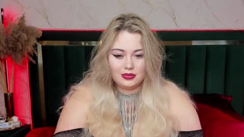 Chloe online show from February 2025 09:10:01 PM