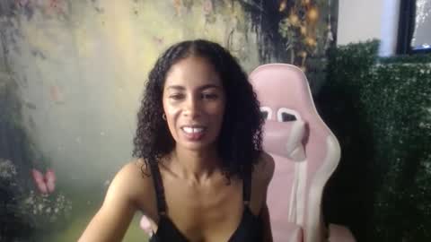 Snapshot of rosa_skinny chatting on June 2026 09:32:02 PM rosa online show from June 2026 09:32:02 PM