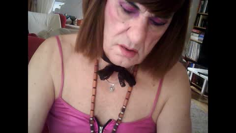 Snapshot of rosa_teevee chatting on December 2024 05:44:01 PM Tina online show from December 2024 05:44:01 PM