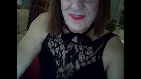 Snapshot of rosa_teevee chatting on January 2025 06:45:01 PM Tina online show from January 2025 06:45:01 PM