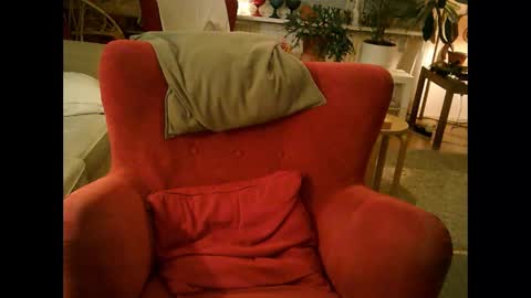 Snapshot of rosa_teevee chatting on February 2025 09:53:02 PM Tina online show from February 2025 09:53:02 PM