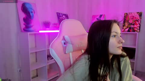 Snapshot of rosa_vaughn chatting on April 2026 08:56:02 AM Viola online show from April 2026 08:56:02 AM