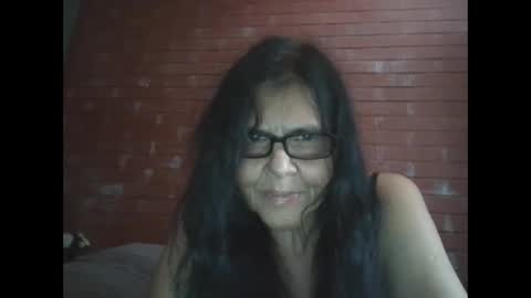 Snapshot of rosalatinas chatting on May 2026 06:57:02 PM rosalatinas online show from May 2026 06:57:02 PM