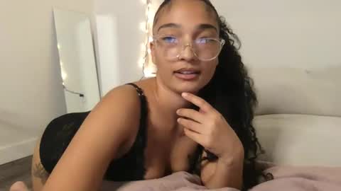 Rosalina online show from April 2026 04:37:01 AM