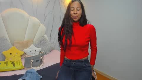 Snapshot of rosalinda_cortez chatting on December 2024 06:23:02 PM Rosalinda online show from December 2024 06:23:02 PM