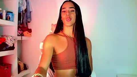 Snapshot of rosalindasexy chatting on July 2026 06:53:01 AM Rosalinda online show from July 2026 06:53:01 AM