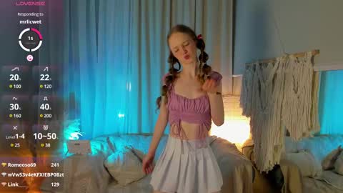 Snapshot of rose_charming_ chatting on March 2025 12:59:01 AM Rose online show from March 2025 12:59:01 AM
