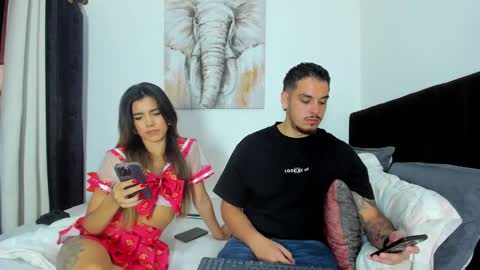 Rose And Dom online show from December 2024 07:00:01 PM