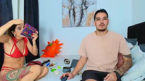 Rose And Dom online show from January 2025 04:37:02 PM