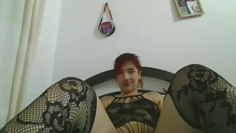 Snapshot of rose_elise chatting on April 2026 03:44:02 AM rose_elise online show from April 2026 03:44:02 AM