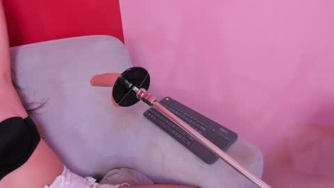 Snapshot of rose_smitth chatting on April 2026 07:58:02 PM rose_smitth online show from April 2026 07:58:02 PM