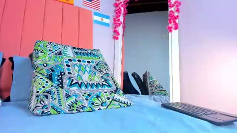 Snapshot of rose_thompson19 chatting on June 2026 07:41:02 PM Rosse online show from June 2026 07:41:02 PM
