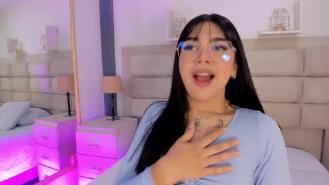 Rose online show from November 2025 01:13:01 PM