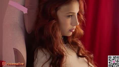 roseess_ online show from January 2026 05:38:02 PM