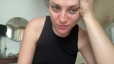 Snapshot of rosequinn300 chatting on July 2026 08:16:02 PM Rose Quinn online show from July 2026 08:16:02 PM
