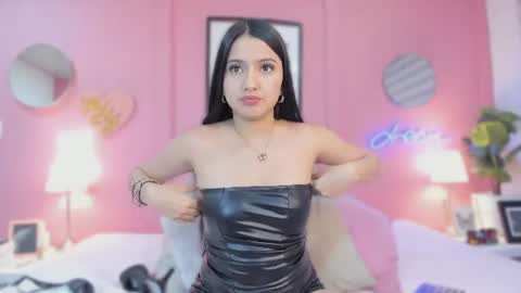 Snapshot of rosevelvet_dh chatting on July 2026 12:44:01 PM rosevelvet_dh online show from July 2026 12:44:01 PM