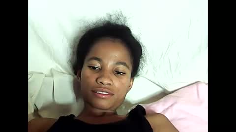 Snapshot of rosie6601 chatting on April 2026 02:10:02 PM rosie6601 online show from April 2026 02:10:02 PM