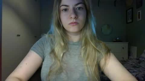 Snapshot of rosie_june chatting on April 2026 06:49:01 AM Rosie online show from April 2026 06:49:01 AM