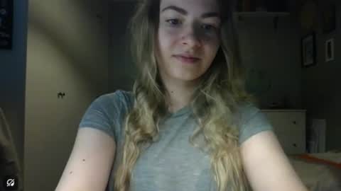 Rosie online show from July 2026 06:44:02 AM