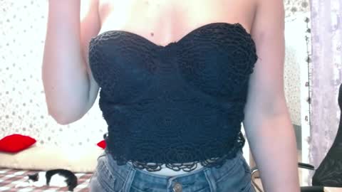 Rosie is waiting for YOU online show from February 2025 04:10:02 AM