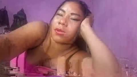 Snapshot of rosmerynava chatting on January 2025 02:57:01 AM rosmerynavarro online show from January 2025 02:57:01 AM