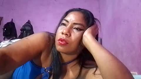 Snapshot of rosmerynava chatting on January 2025 02:19:02 AM rosmerynavarro online show from January 2025 02:19:02 AM