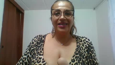 Rossana  online show from February 2025 10:50:01 PM