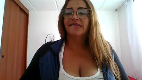 Rossana  online show from March 2025 03:05:01 PM