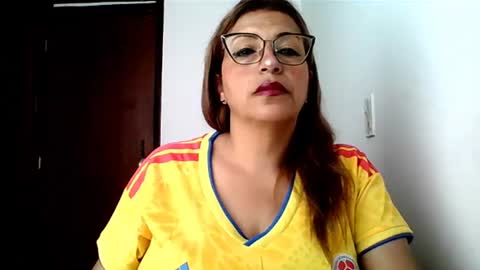 Rossana  online show from July 2026 12:33:01 PM