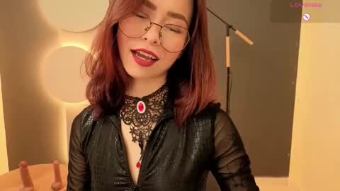 Miss Rosse online show from November 2025 02:16:02 PM