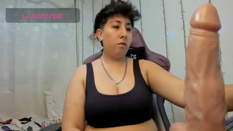 ROSSE DEMOND  online show from April 2026 01:42:02 AM