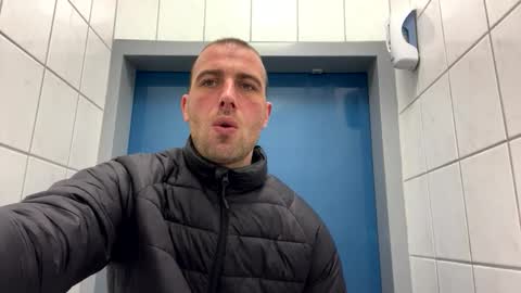 rotteei1 online show from November 2025 09:55:02 AM