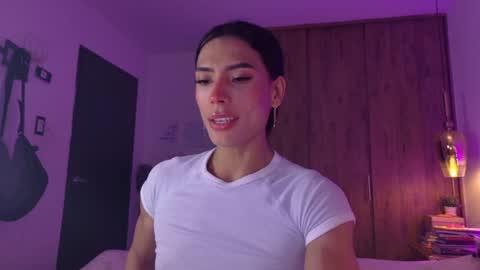 Snapshot of rouse_leon chatting on June 2026 08:53:01 PM Rouse leon online show from June 2026 08:53:01 PM