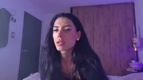 Snapshot of rouse_leon chatting on June 2026 12:11:02 PM Rouse leon online show from June 2026 12:11:02 PM