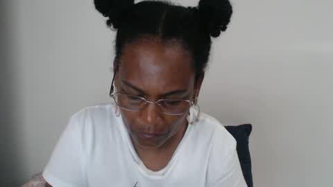 luxa online show from January 2025 12:48:01 PM